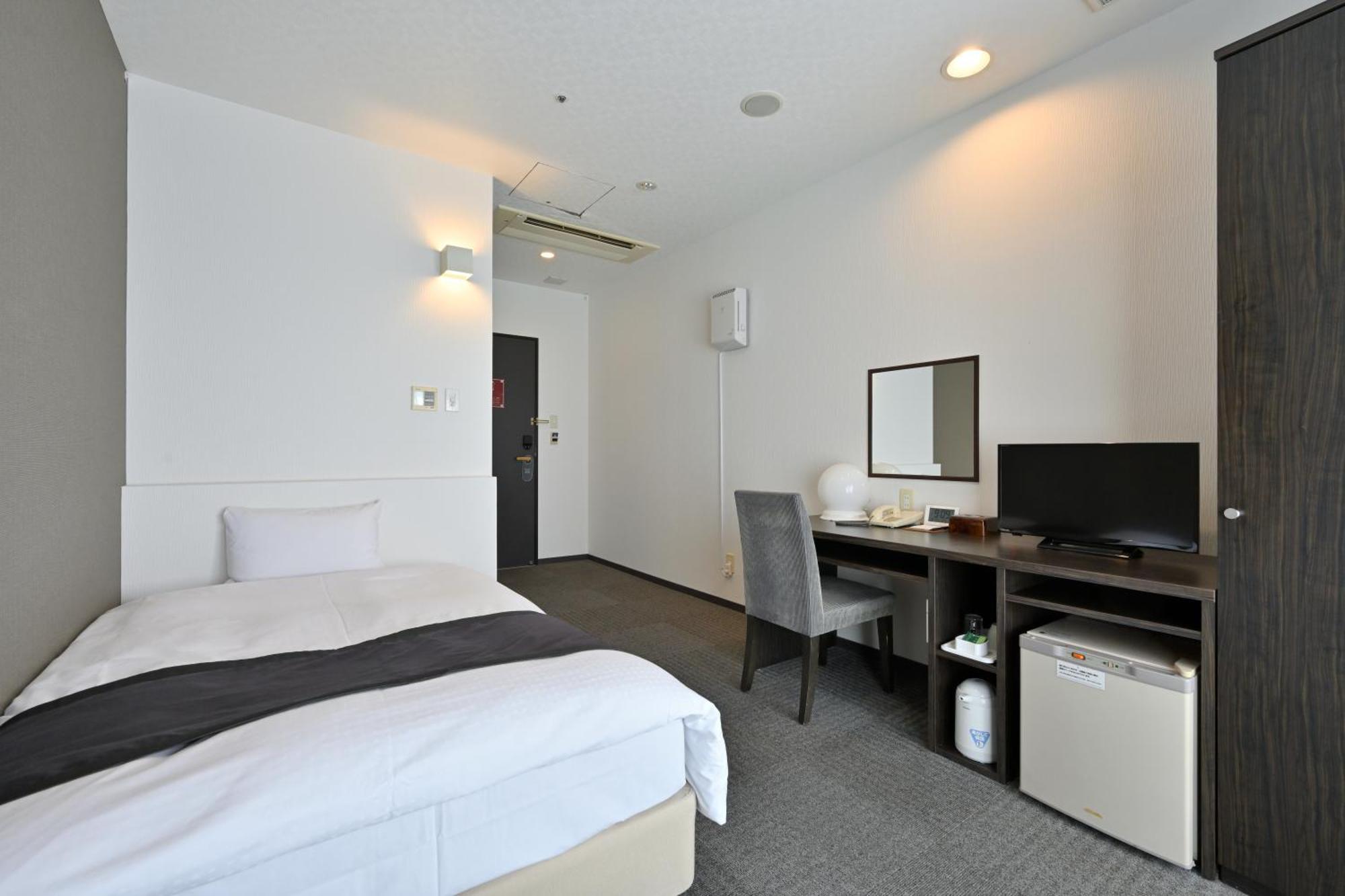 Wakayama Urban Hotel Exterior photo